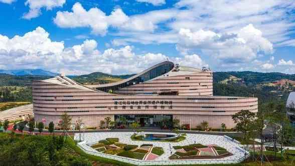 奥仁格管道伴您穿越汕昆高速公路：东西大动脉的全景探索