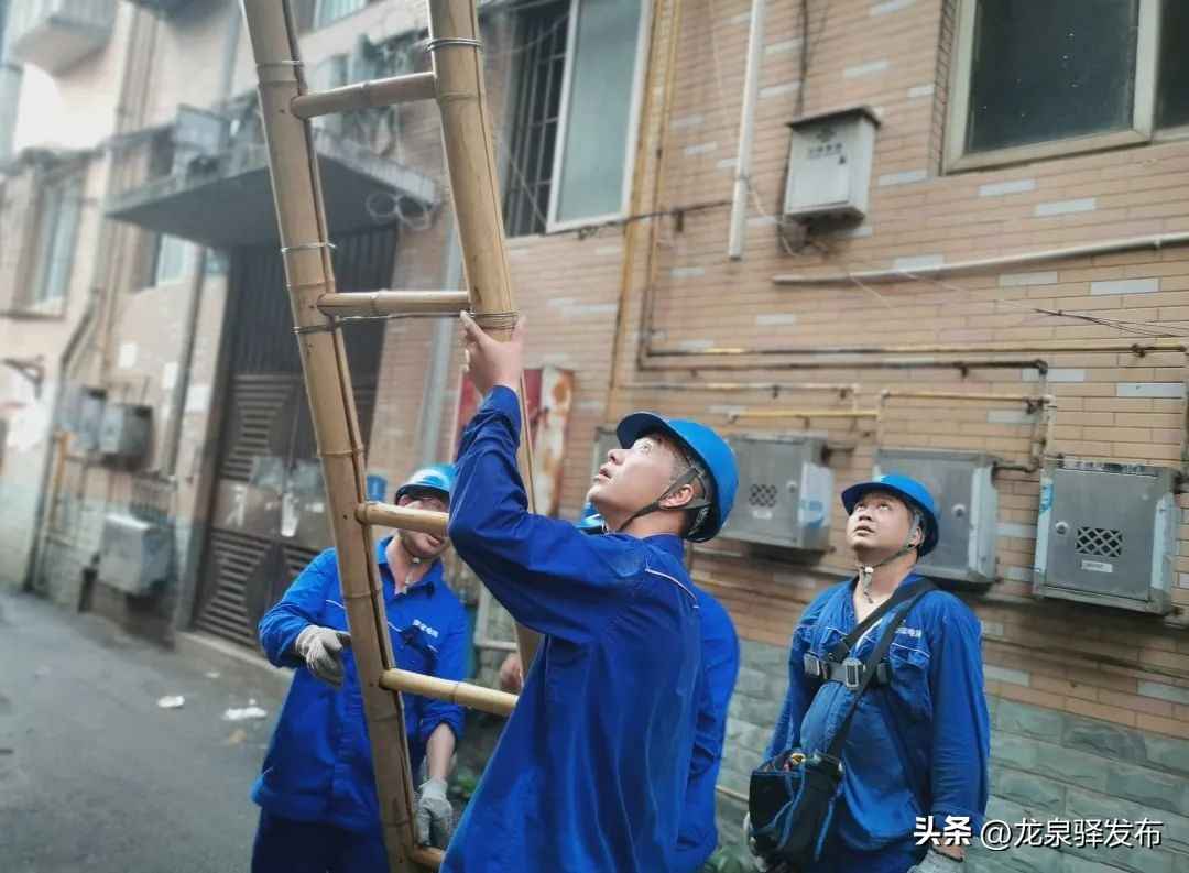 成都PVC电力管抢修纪实：高温下的电力保卫战