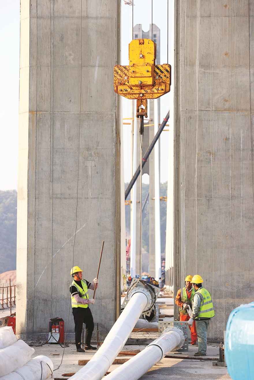 河源hdpe电力管 位于惠州的世界最宽四线无砟轨道矮塔斜拉桥挂索