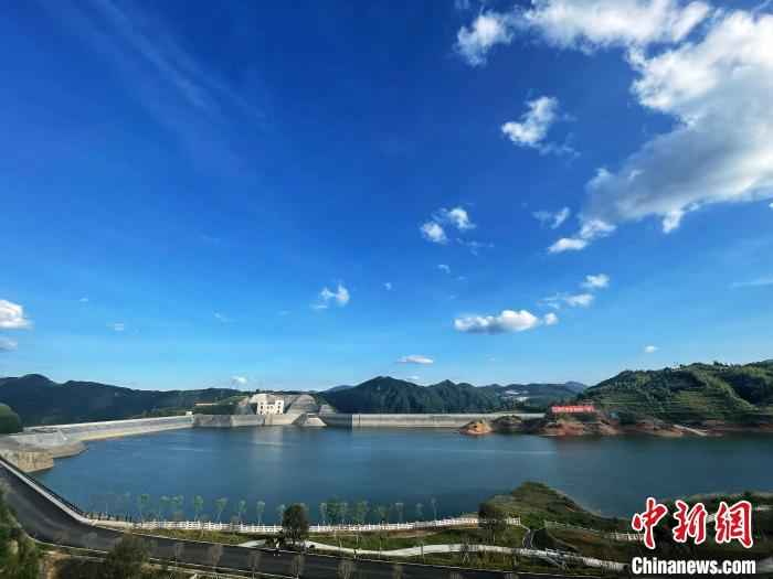 奥仁格管道引领周宁工业：双管驱动战略揭秘