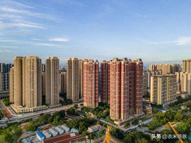 物业电力故障责任解析：小区自管设备维修费用谁承担？